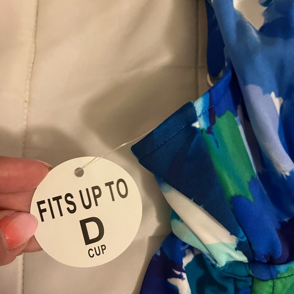 NWT Tankini - Picture 2 of 4